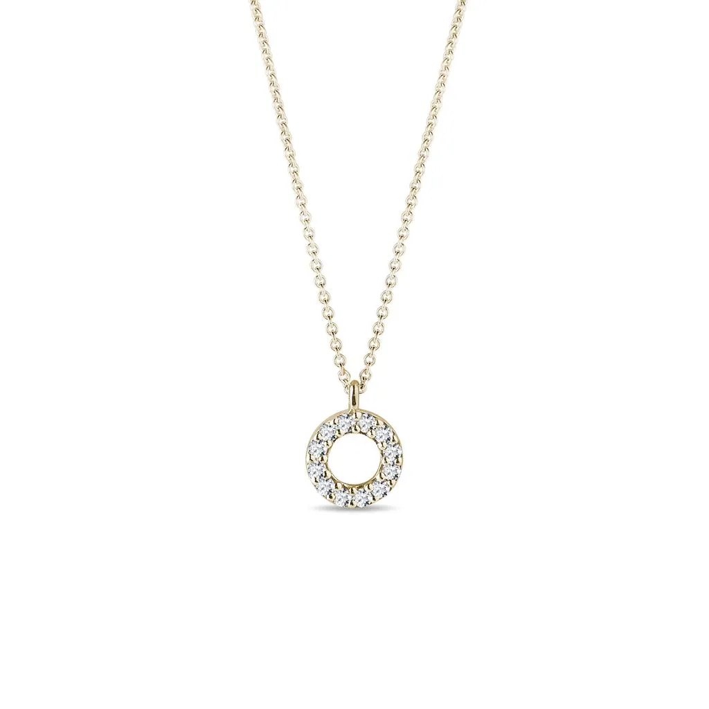 0.10 TCW Round Moissanite Diamond Circle Pendent Necklace