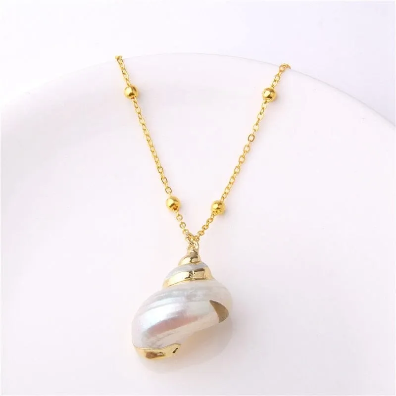 Boho Shell Necklace Sea Shell Chain Pendant Necklace