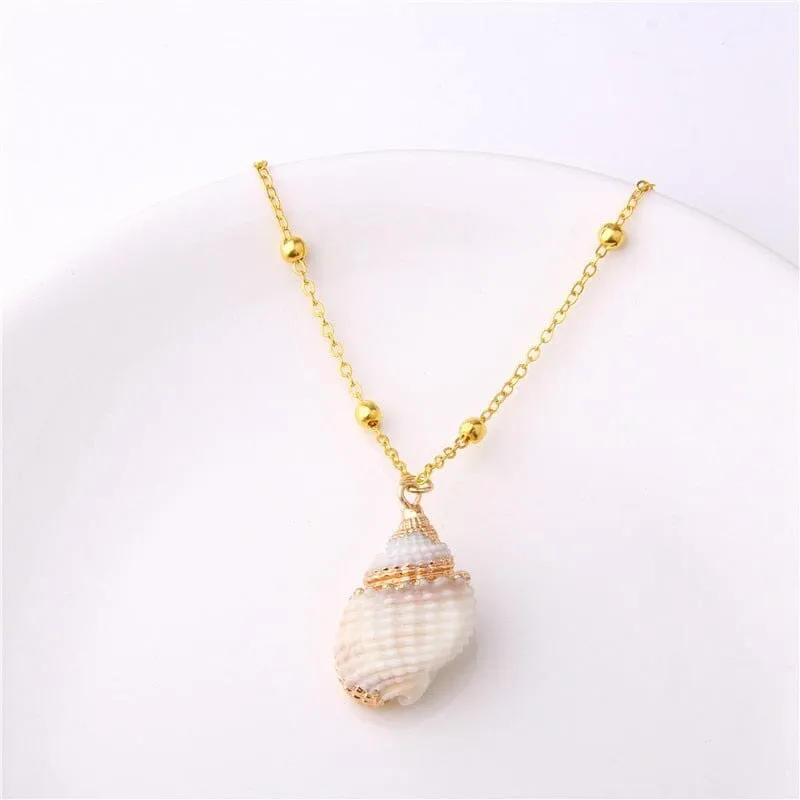 Boho Shell Necklace Sea Shell Chain Pendant Necklace