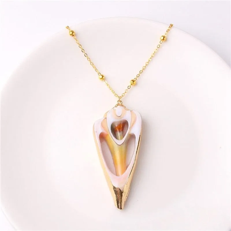 Boho Shell Necklace Sea Shell Chain Pendant Necklace