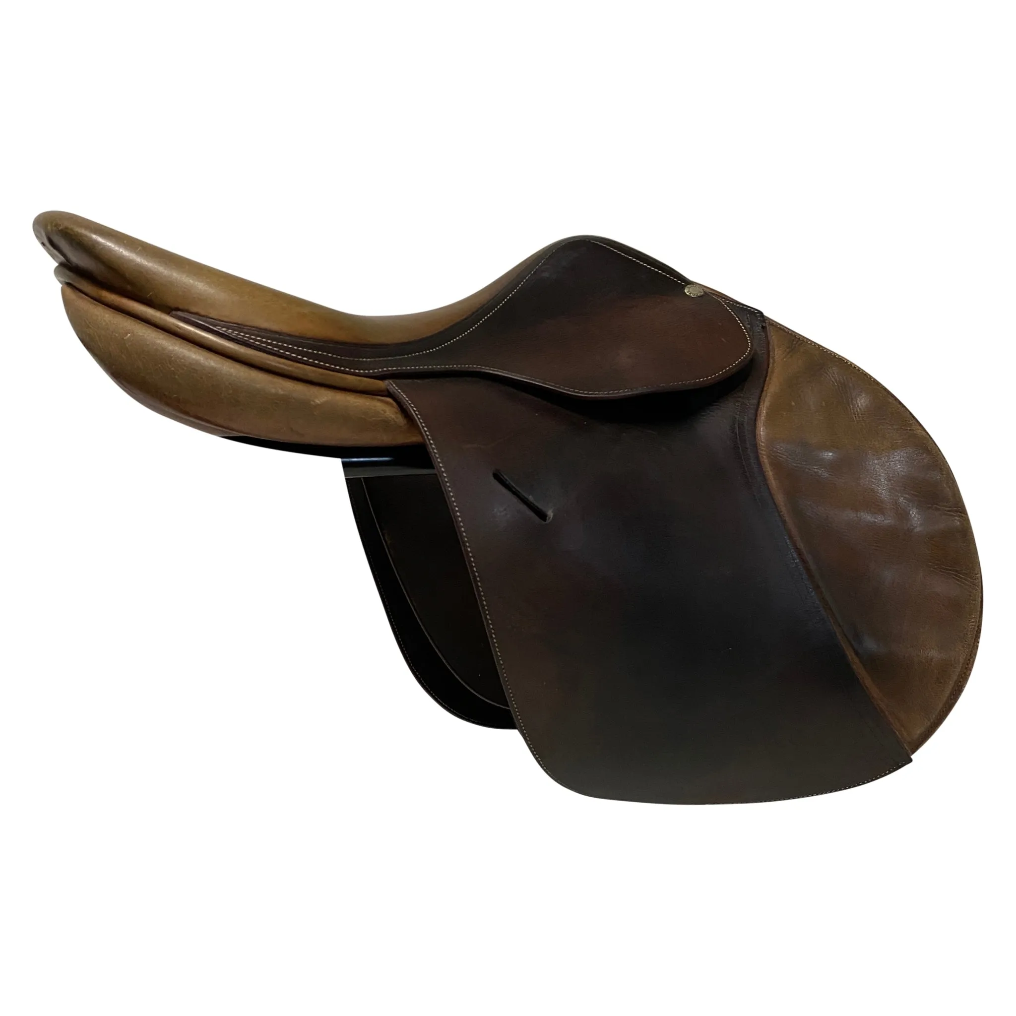 Butet 2004 Grain Jumping Saddle in Gold - 16 - 1 Flap