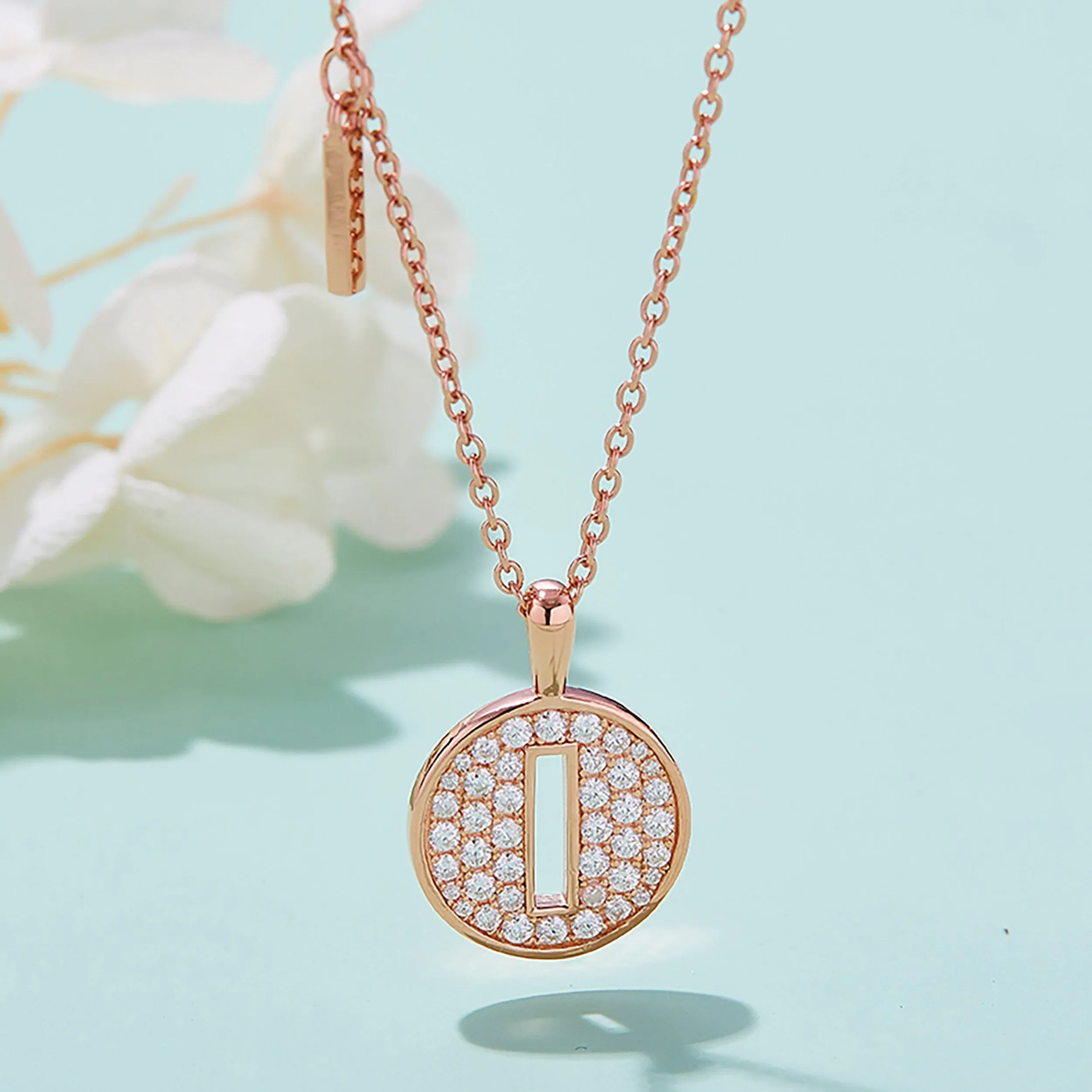 Customized I Letter Moissanite Diamond Necklace