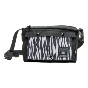 FAIRFAX TIGER STRIPE 2 WAY MESSENGER TOTE-TIGER STR WHITE