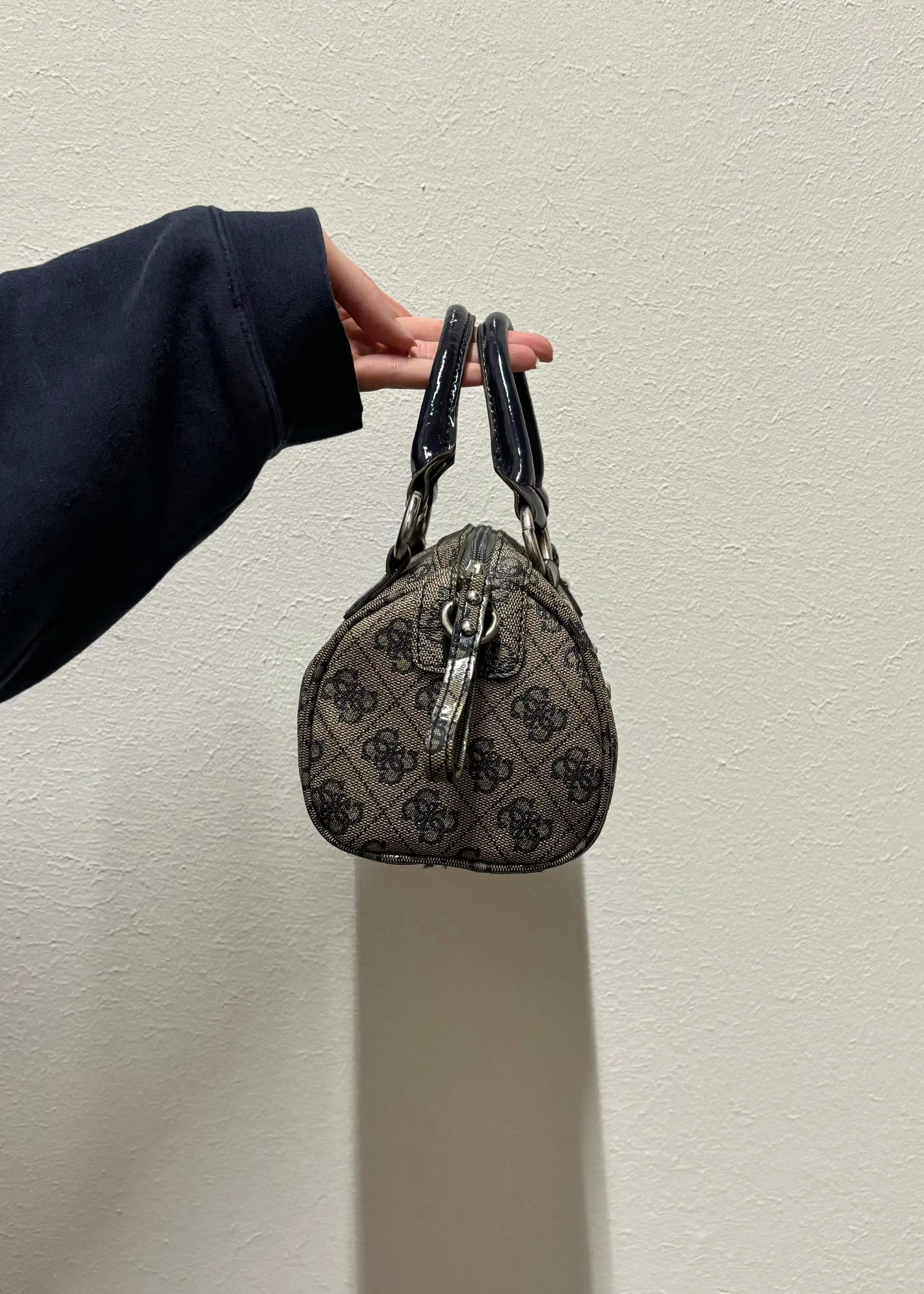 Guess Bag