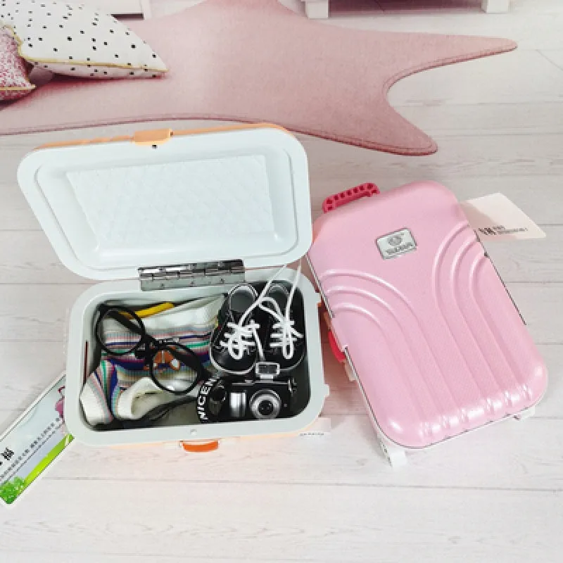 miniature luggage toy