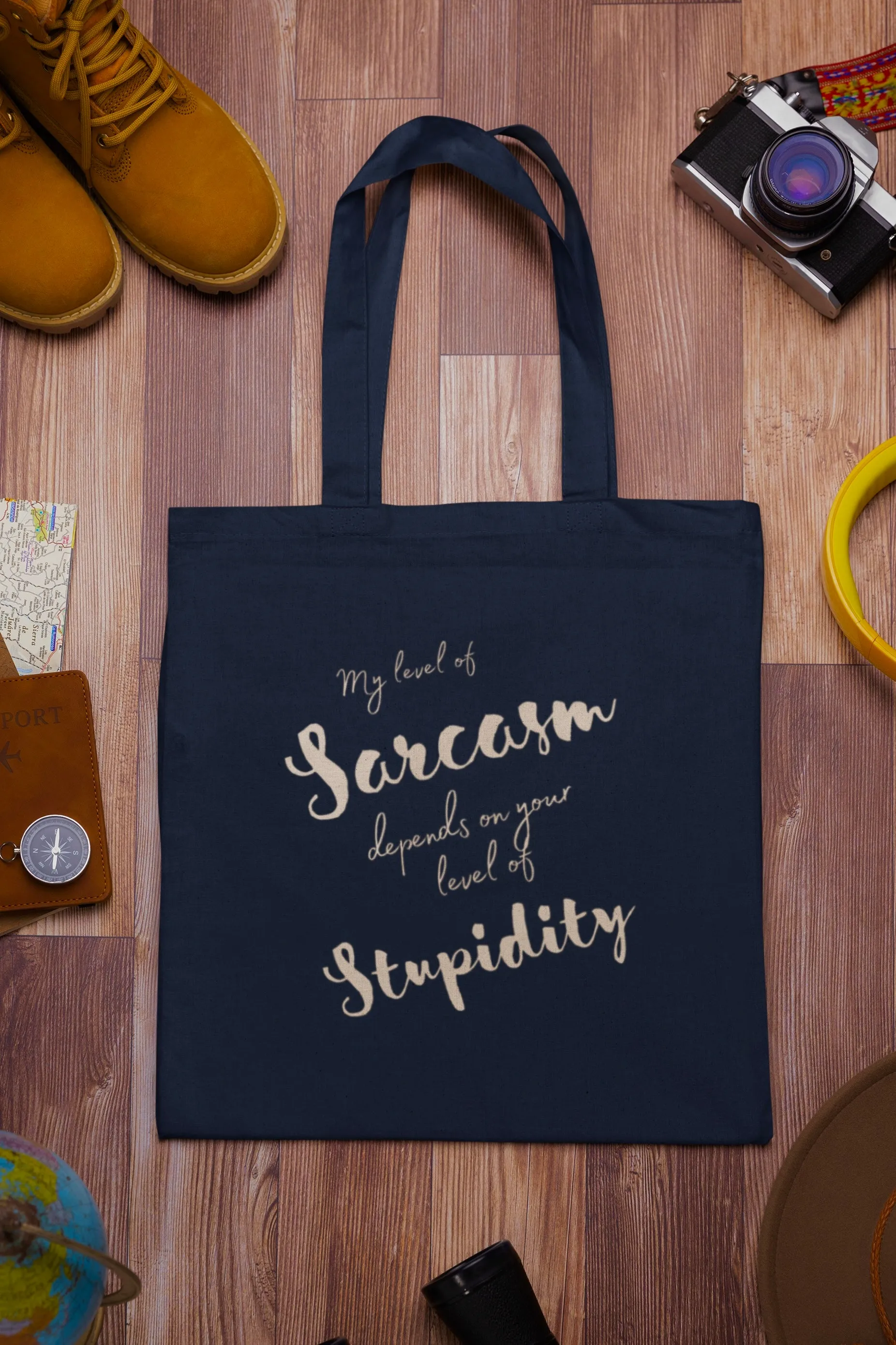 My level of sarcasm depends on your level of stupidity Tote bag with zipper