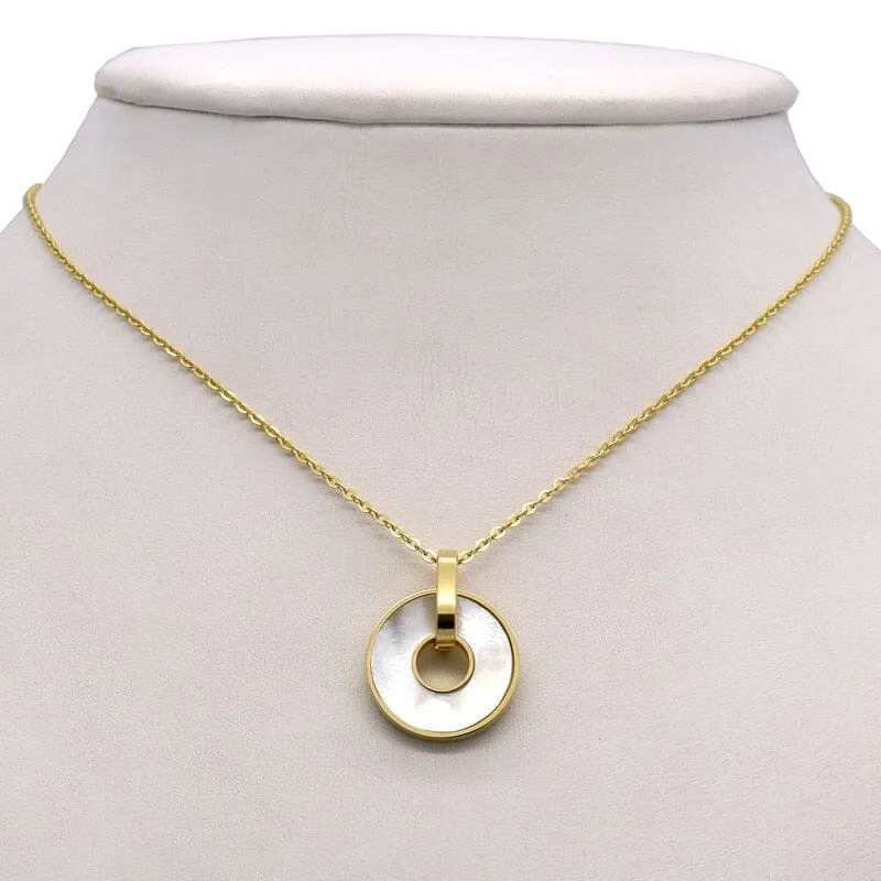 Round White Shell Stainless Steel Link Chain Pendant Necklace