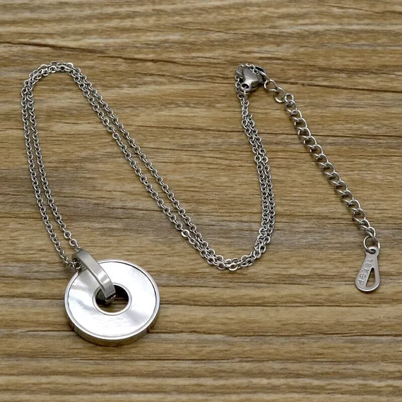 Round White Shell Stainless Steel Link Chain Pendant Necklace