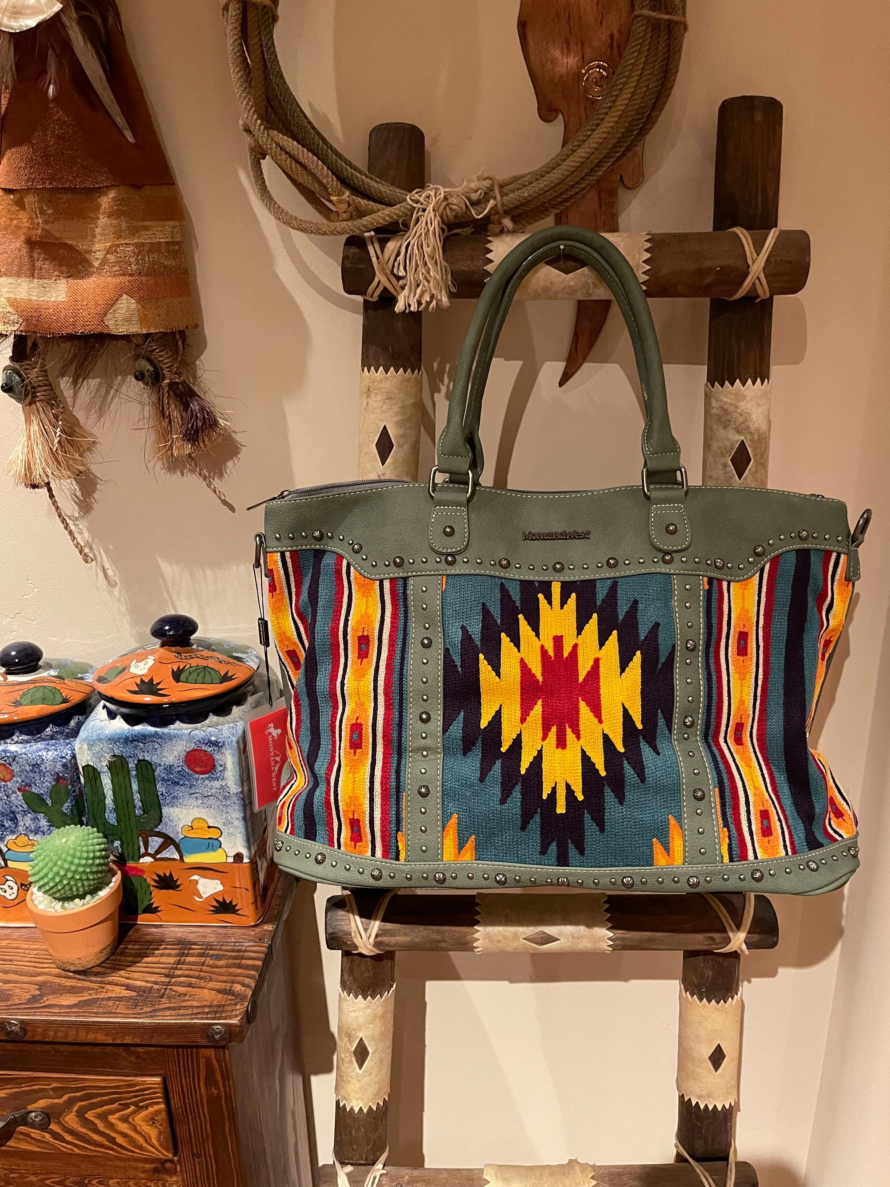 Southwest Aztec WEEKENDER