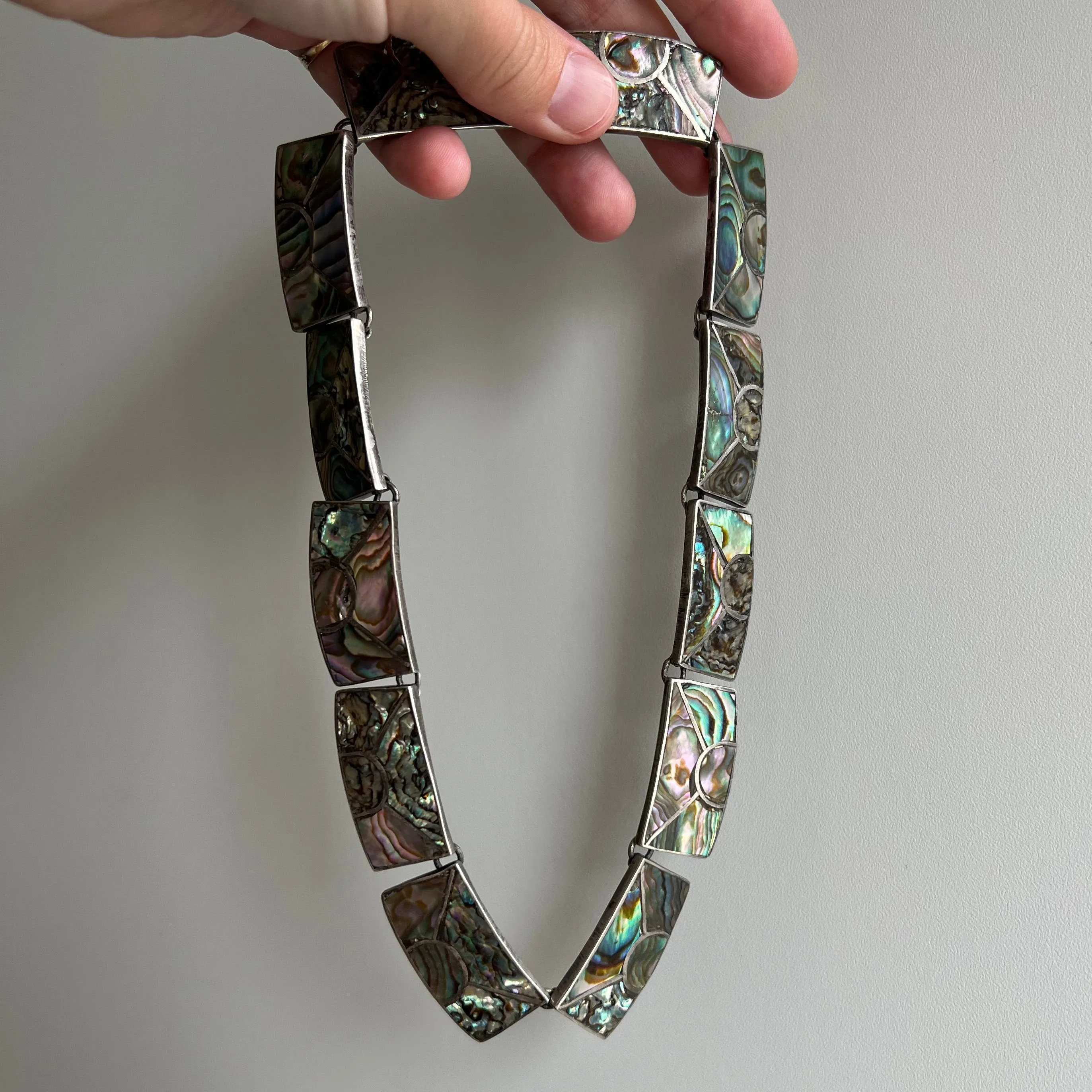 V I N T A G E // rainbow skies / abalone inlay sunshine in sterling silver / Mexican sterling silver necklace / 16, 76g